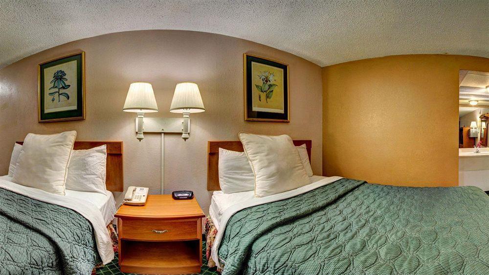 Econo Lodge Pooler - Savannah I-95 Ngoại thất bức ảnh