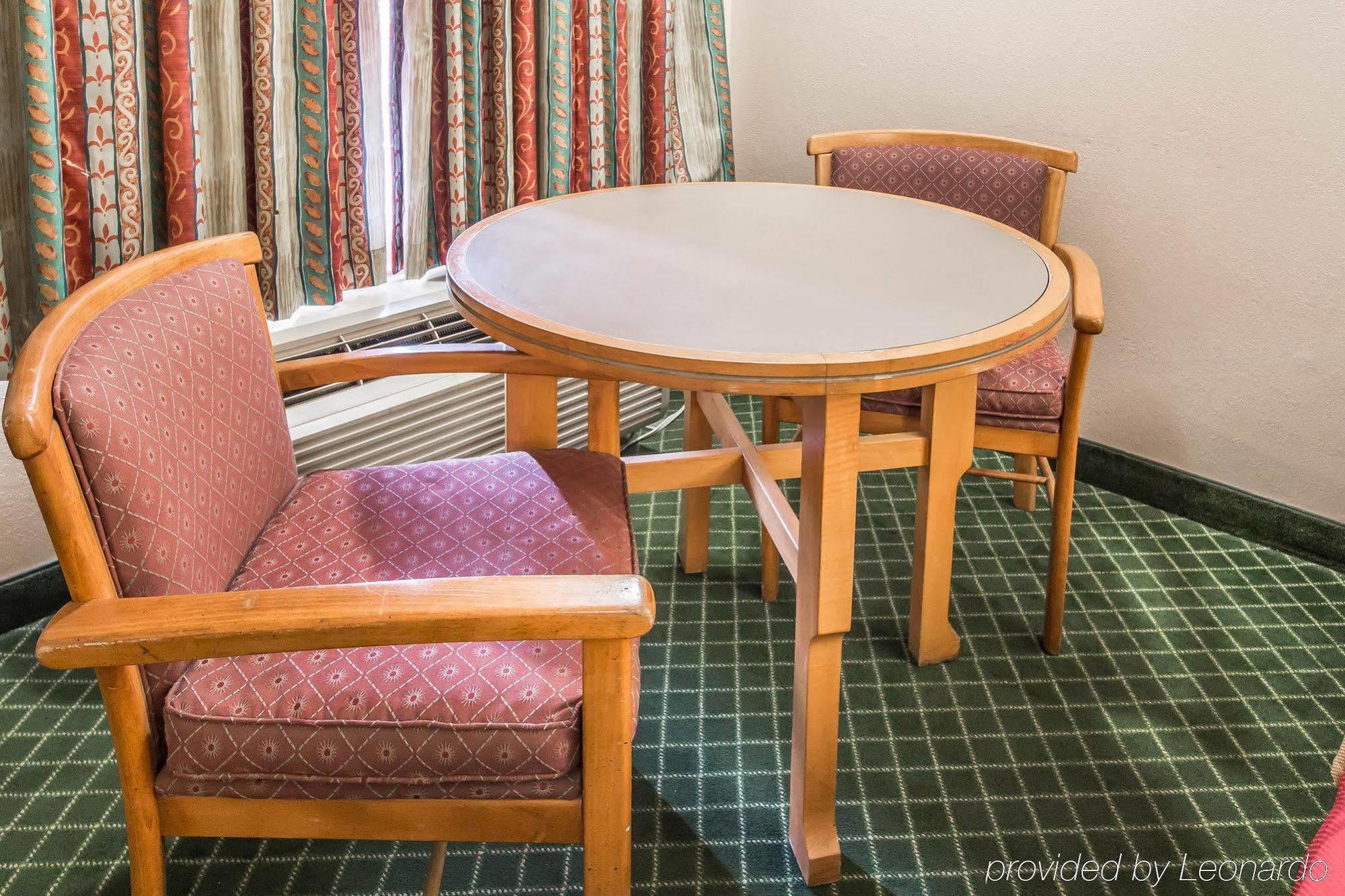 Econo Lodge Pooler - Savannah I-95 Ngoại thất bức ảnh