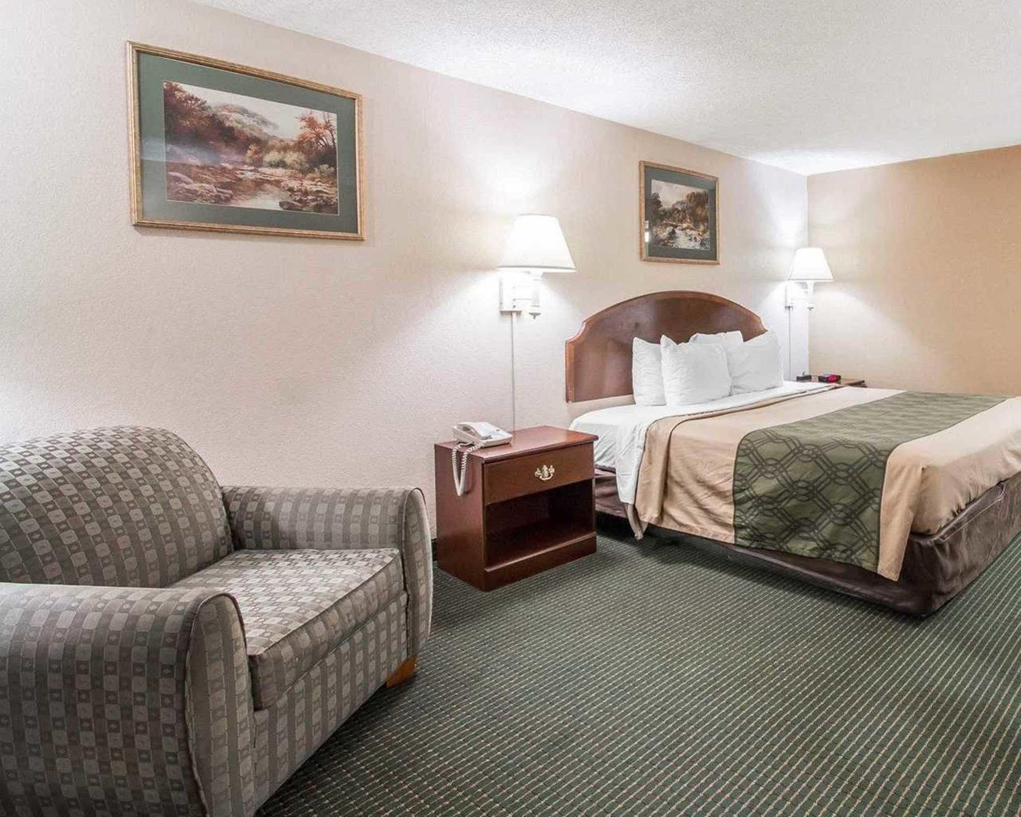 Econo Lodge Pooler - Savannah I-95 Ngoại thất bức ảnh